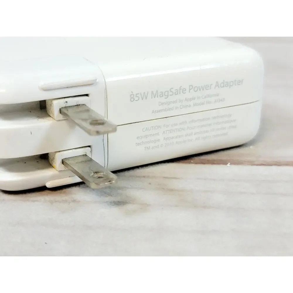 Apple Authentic 85 W MagSafe 1 Power Adapter Charger A1343 MACBOOK L connector